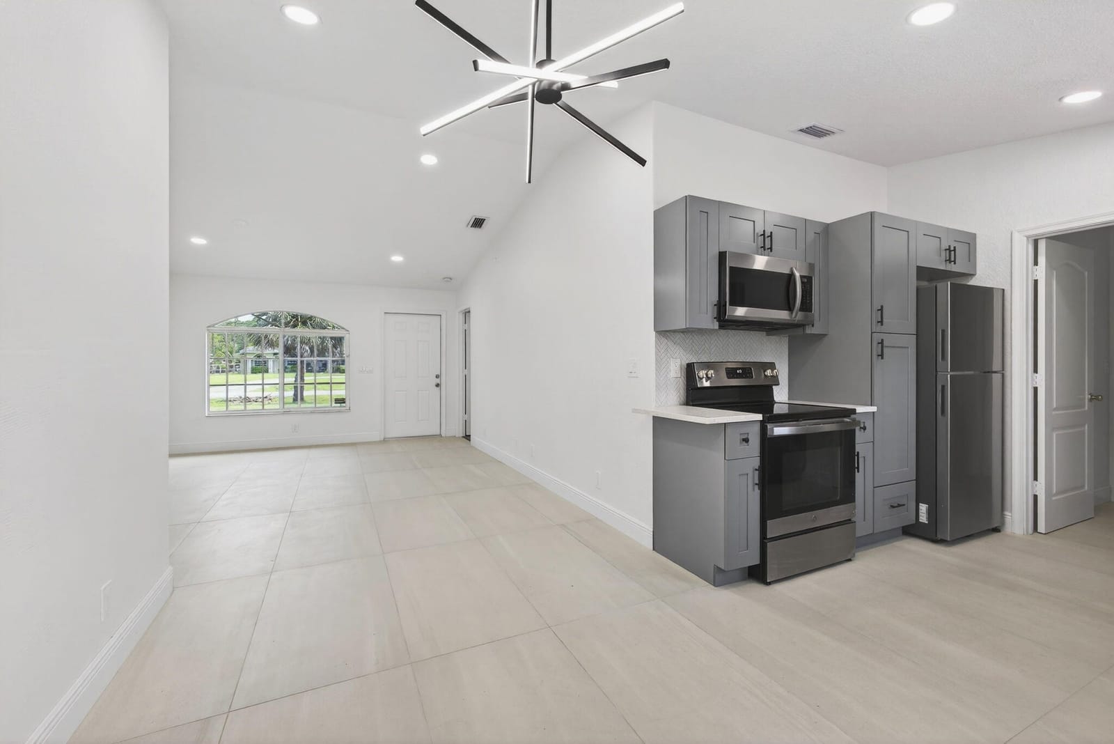 17354 64th Place N — photo 12
