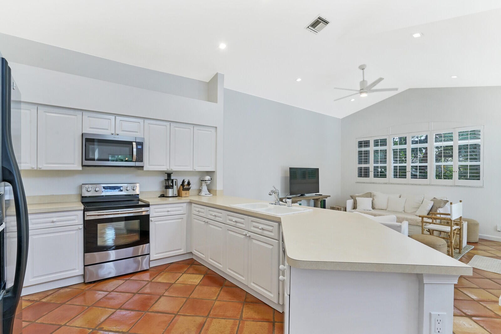 12480 MALLET Circle — photo 9