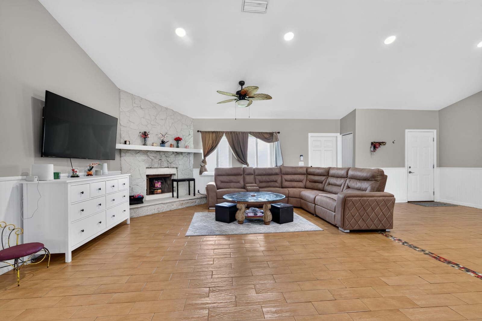 17546 PRADO Boulevard — photo 7