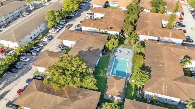 6283 W 24th Avenue 206-2, Hialeah, FL 33016