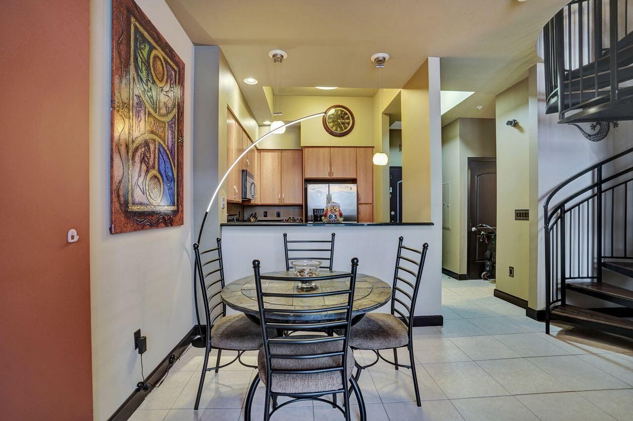 801 S Olive Avenue 225 — photo 10