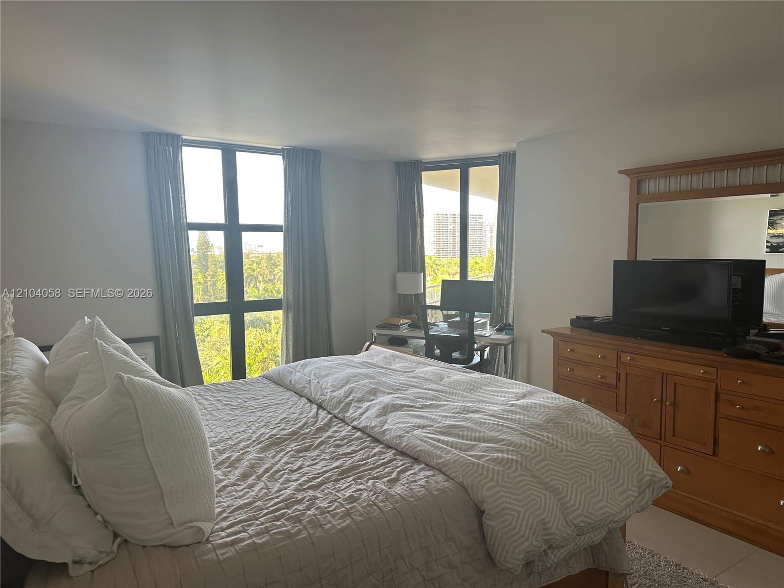 1000 Quayside Terrace 905, Miami, FL 33138 photo 3
