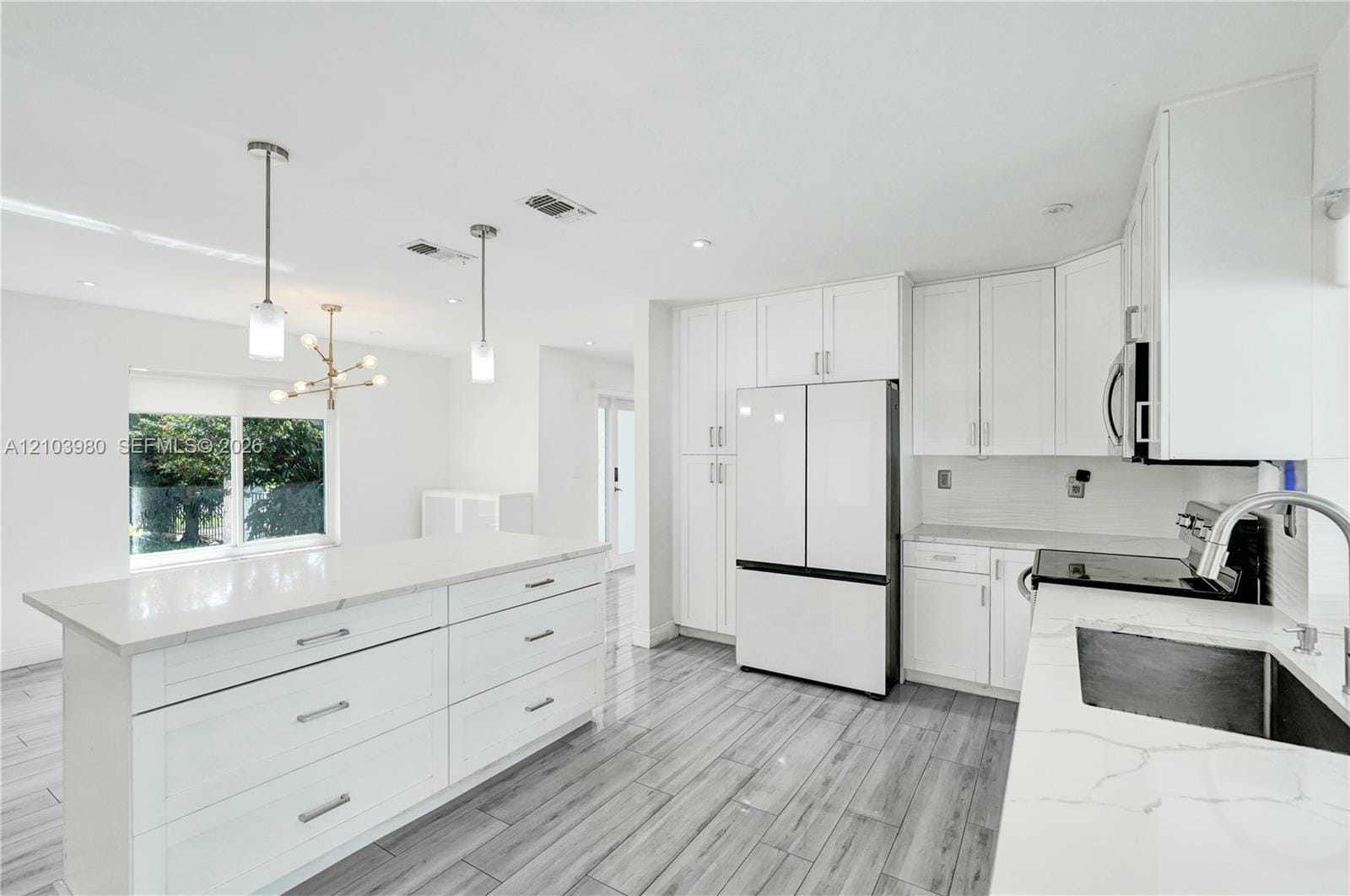 5505 SW 9th Street, Margate, FL 33068 photo 8