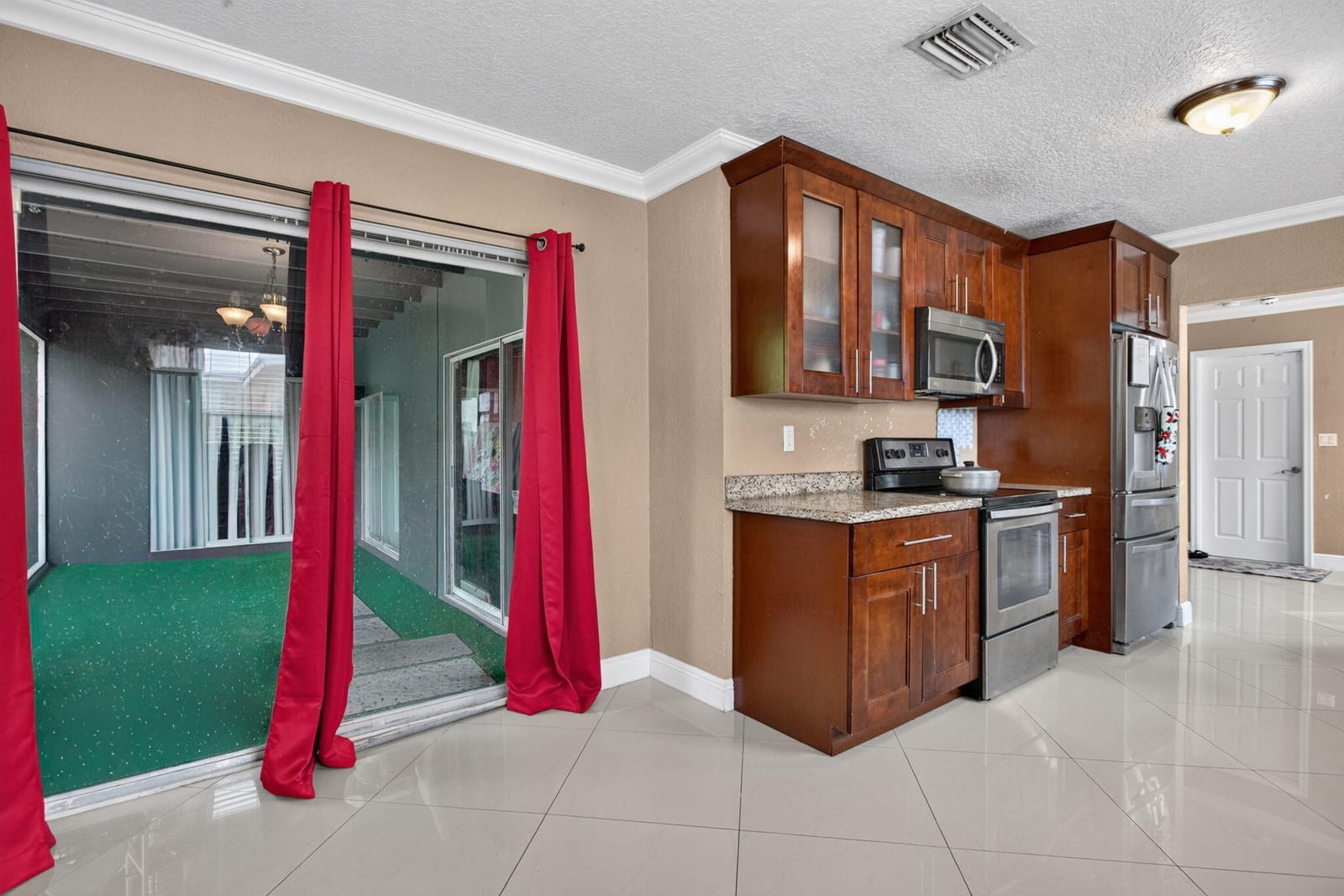 6351 SW 10TH Court — photo 6