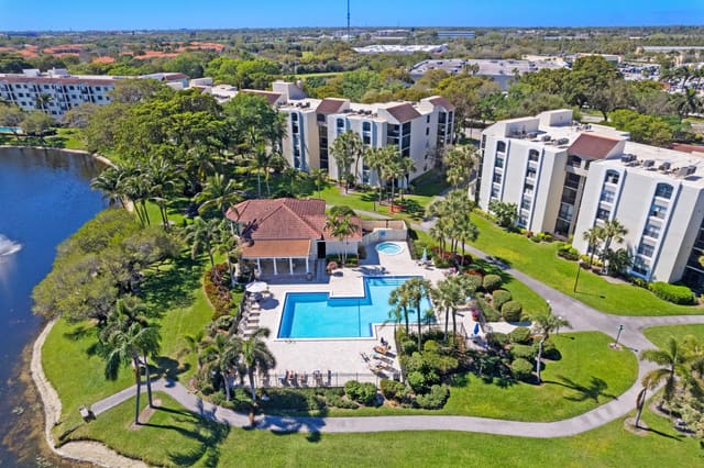 820 Lavers Circle G211, Delray Beach, FL 33444