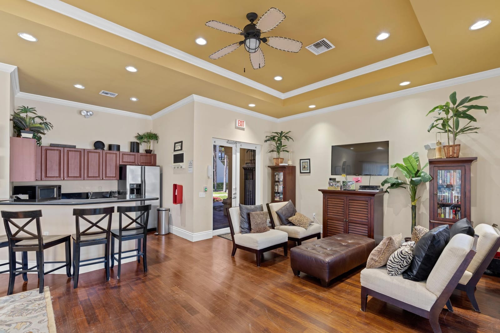 820 Lavers Circle G211 — photo 9