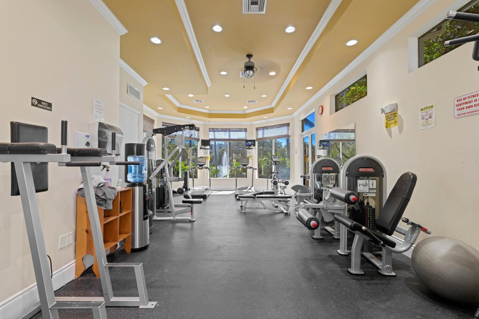 820 Lavers Circle G211 — photo 10