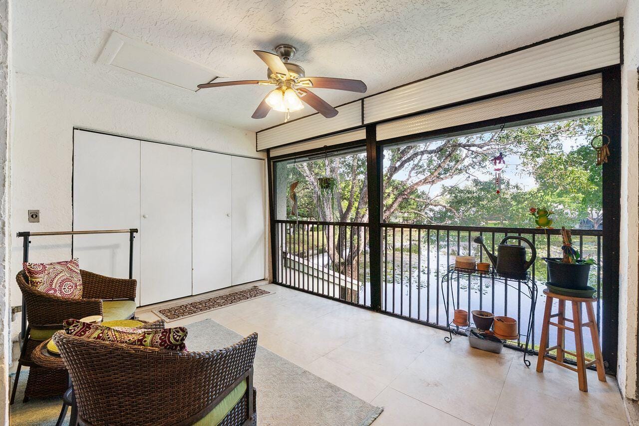 4063 CARAMBOLA Circle N 2977, Coconut Creek, FL 33066 photo 2