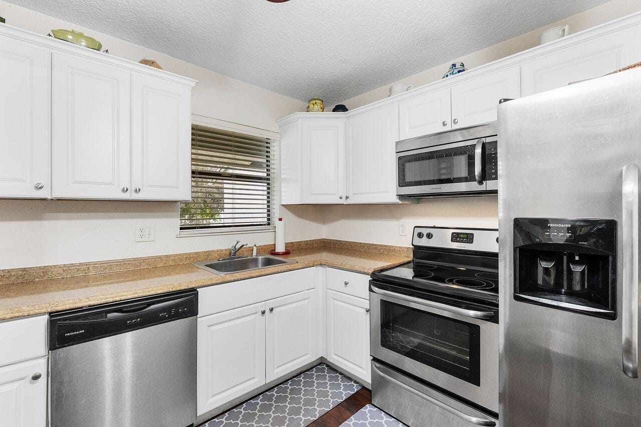 4063 CARAMBOLA Circle N 2977, Coconut Creek, FL 33066 photo 4