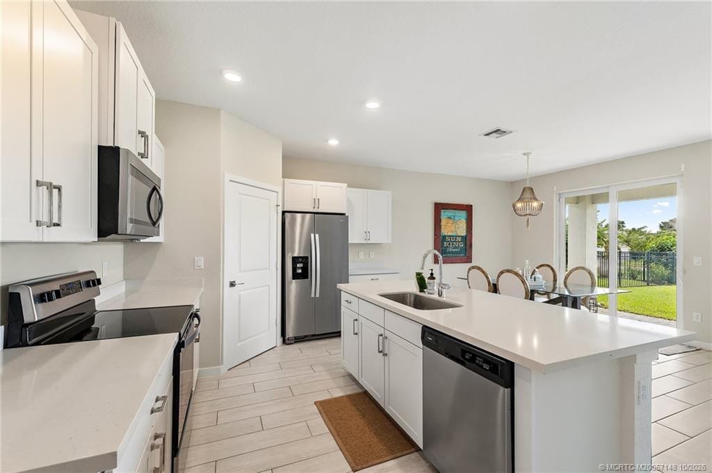 1590 NE Skyhigh Terrace, Jensen Beach, FL 34957 photo 3