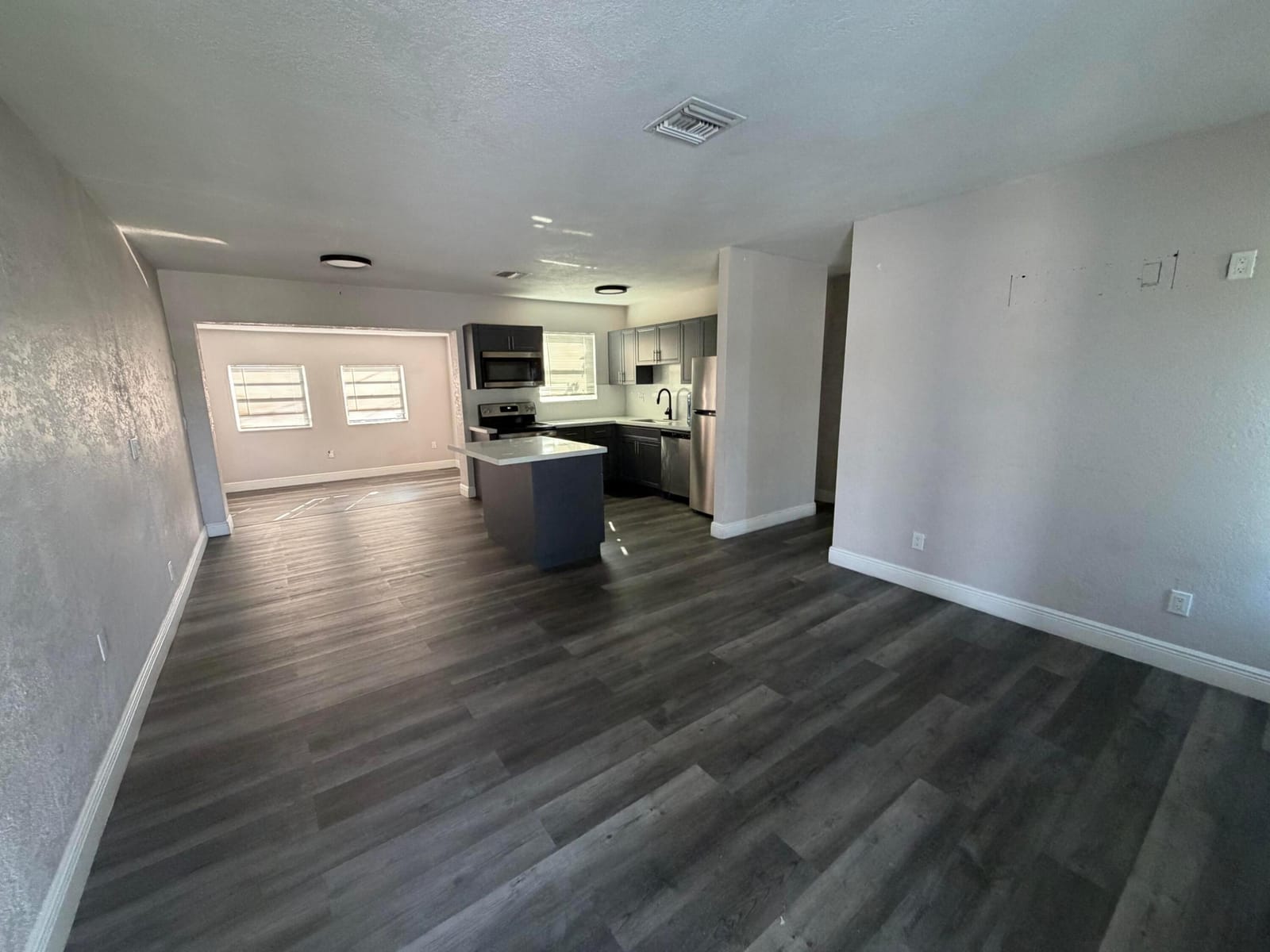 1526 NE 1ST Court — photo 9
