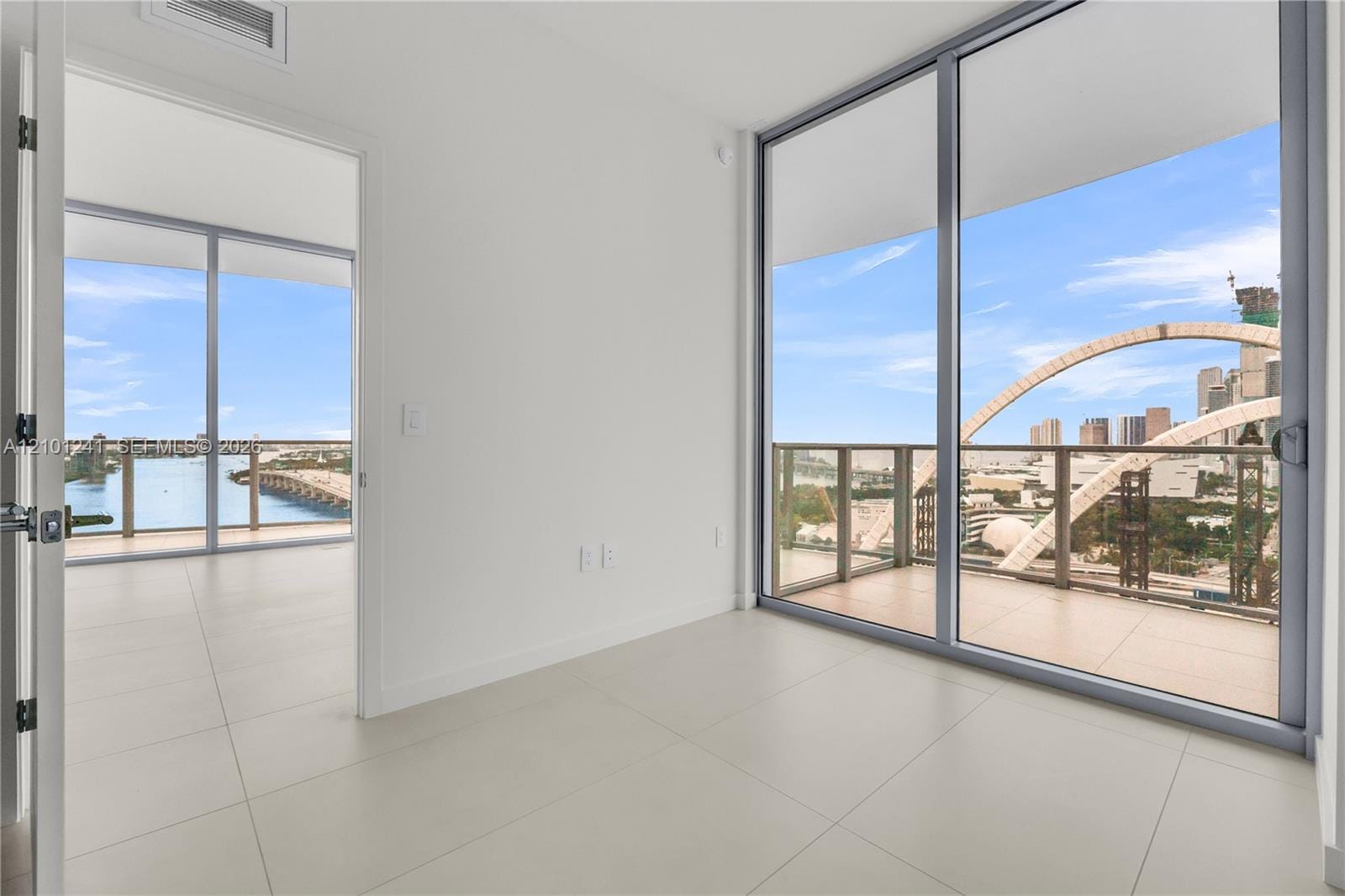 1400 Biscayne 1901, Miami, FL 33132 photo 19