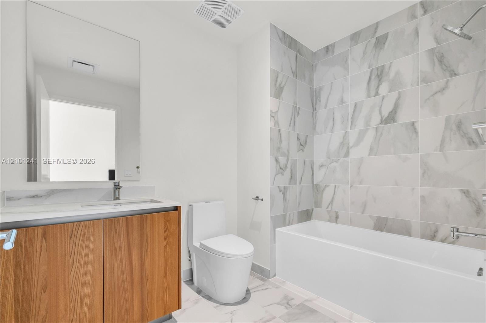 1400 Biscayne 1901, Miami, FL 33132 photo 23