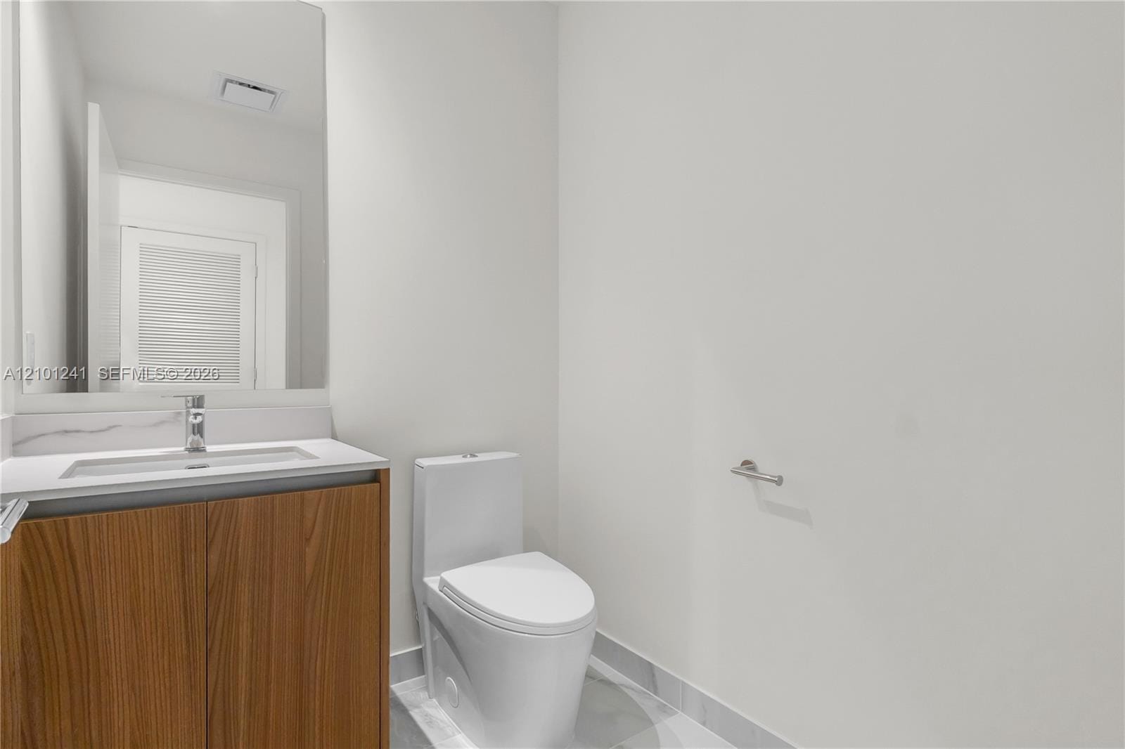 1400 Biscayne 1901, Miami, FL 33132 photo 25