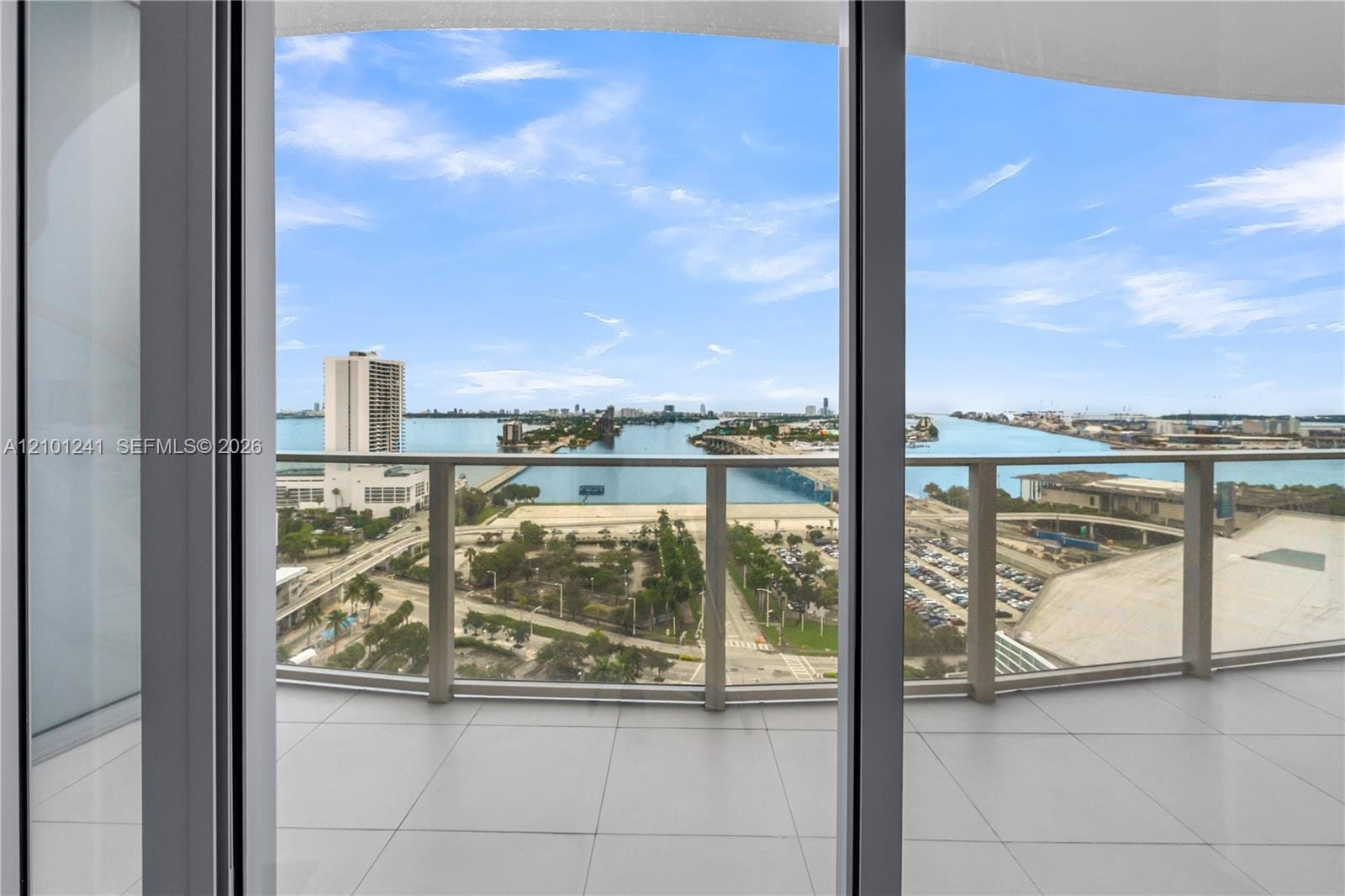 1400 Biscayne 1901, Miami, FL 33132 photo 30