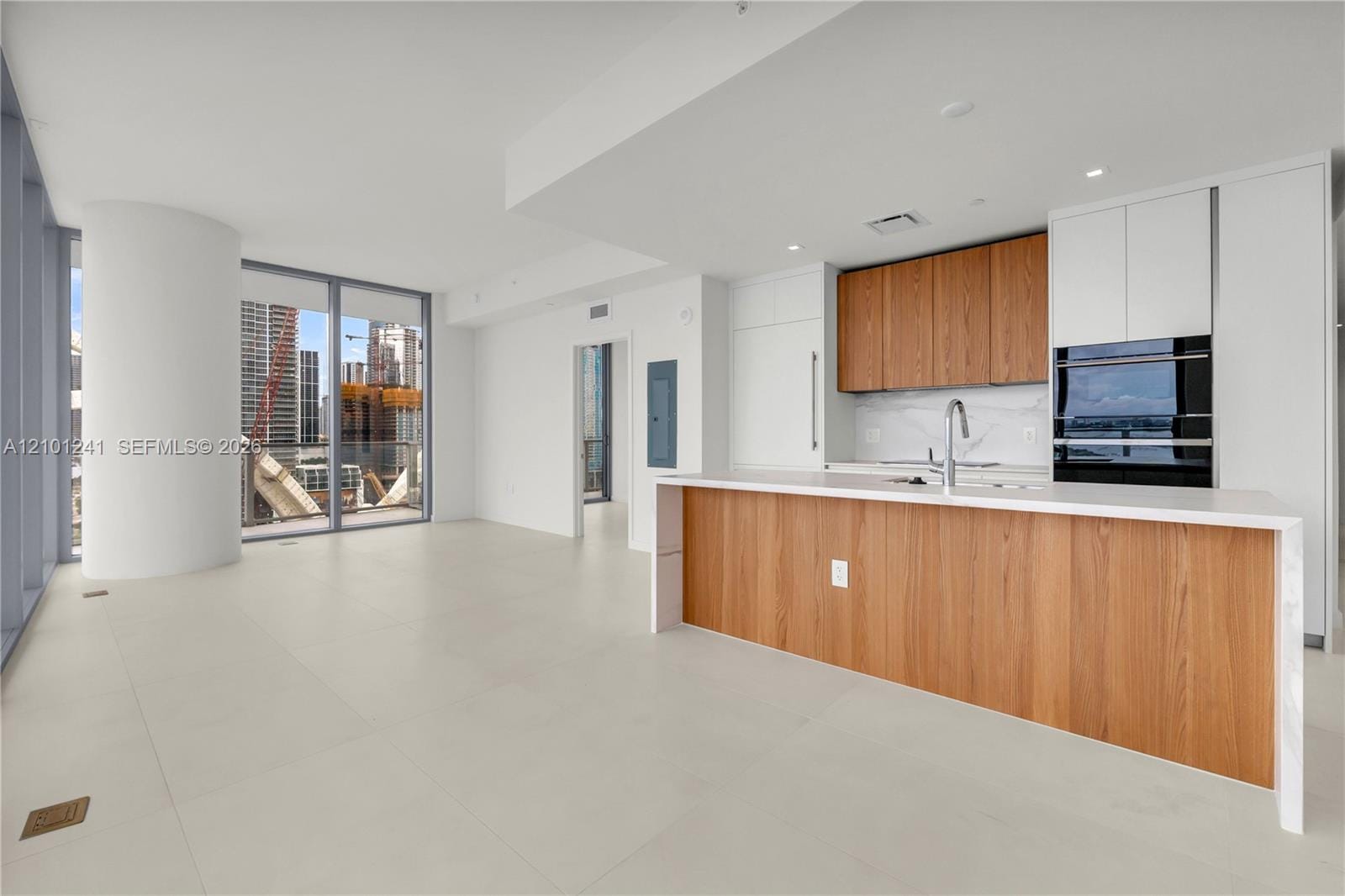 1400 Biscayne 1901, Miami, FL 33132 photo 6