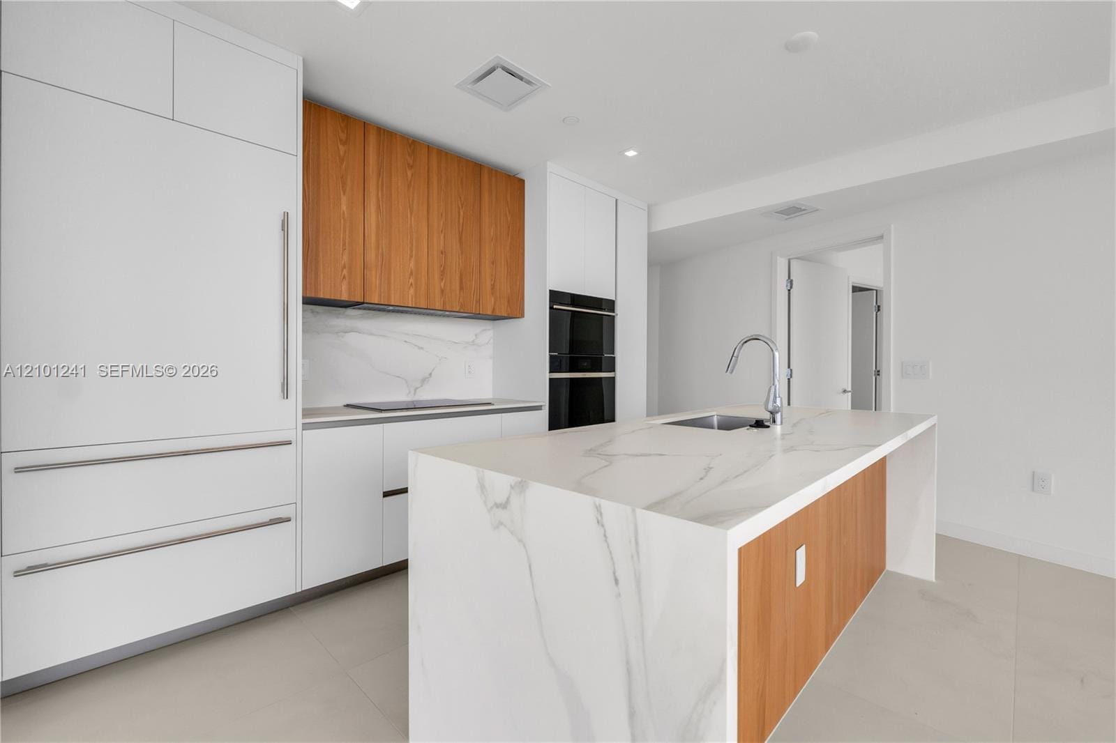 1400 Biscayne 1901, Miami, FL 33132 photo 10