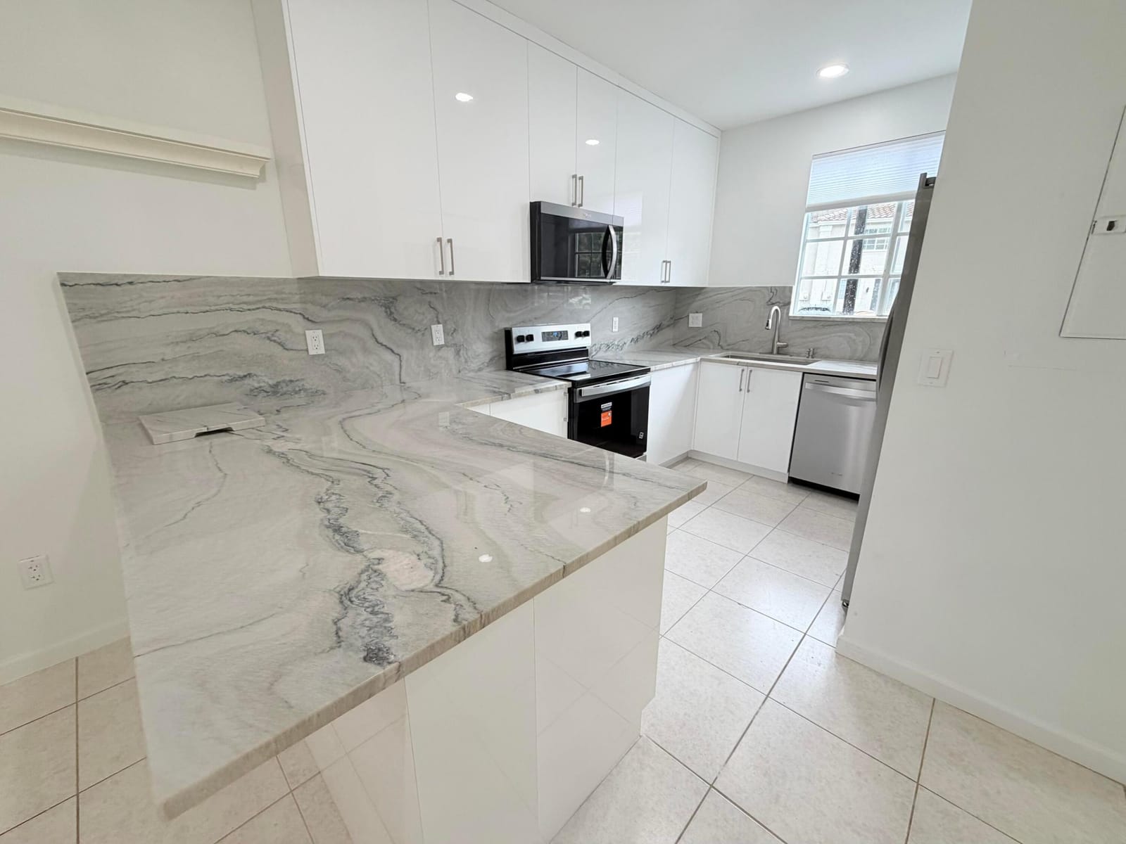 5738 NW 48TH Avenue, Coconut Creek, FL 33073 photo 6