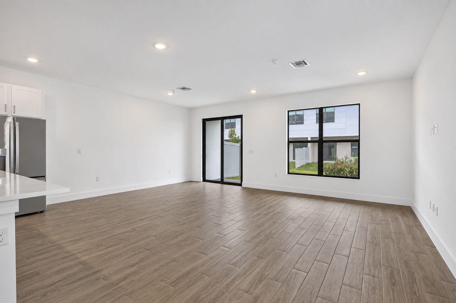 1204 National Street — photo 4
