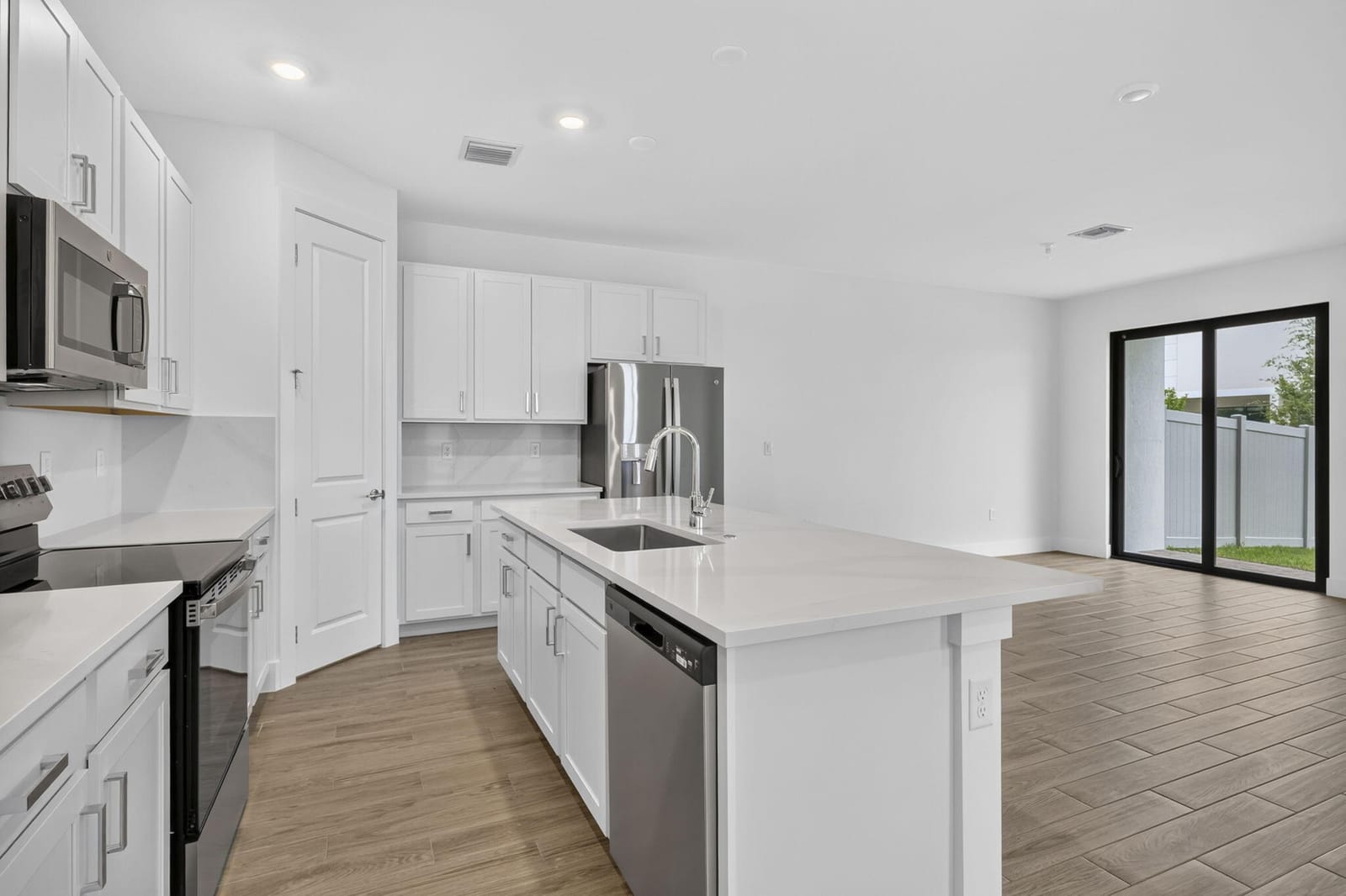 1204 National Street — photo 9