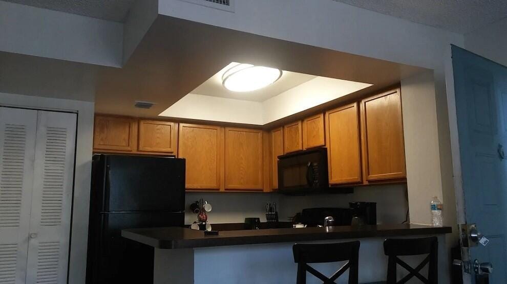728 EXECUTIVE CENTER Drive 27 — photo 3
