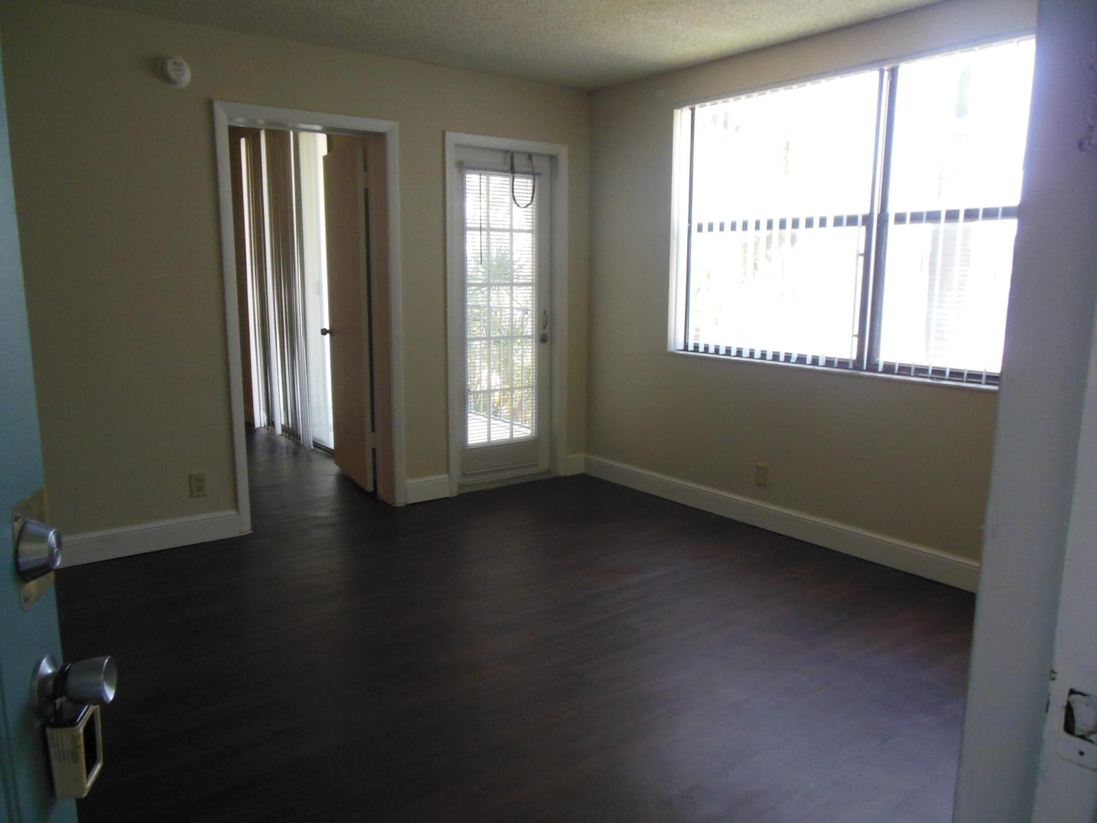 728 EXECUTIVE CENTER Drive 27 — photo 5