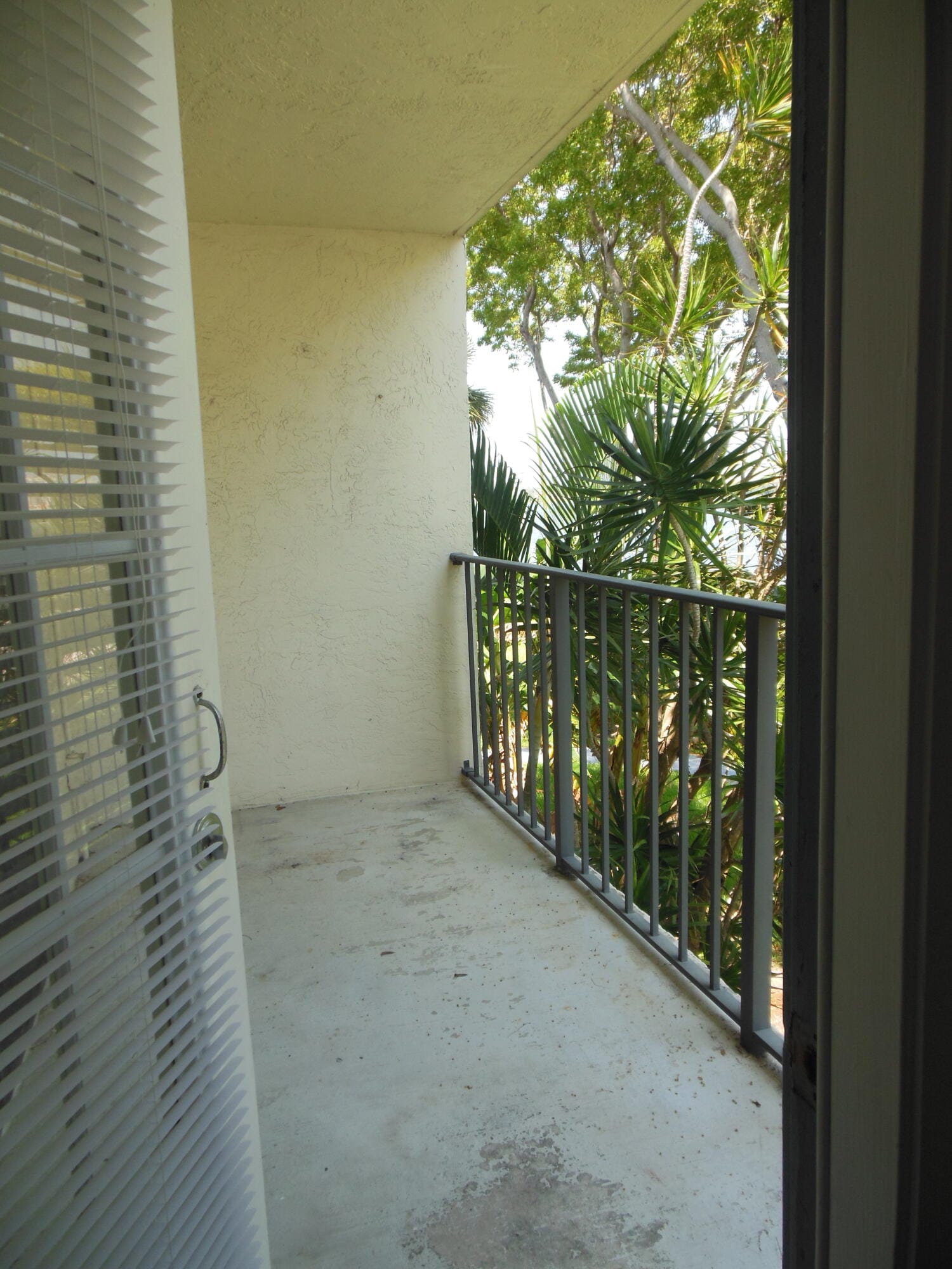 728 EXECUTIVE CENTER Drive 27 — photo 7