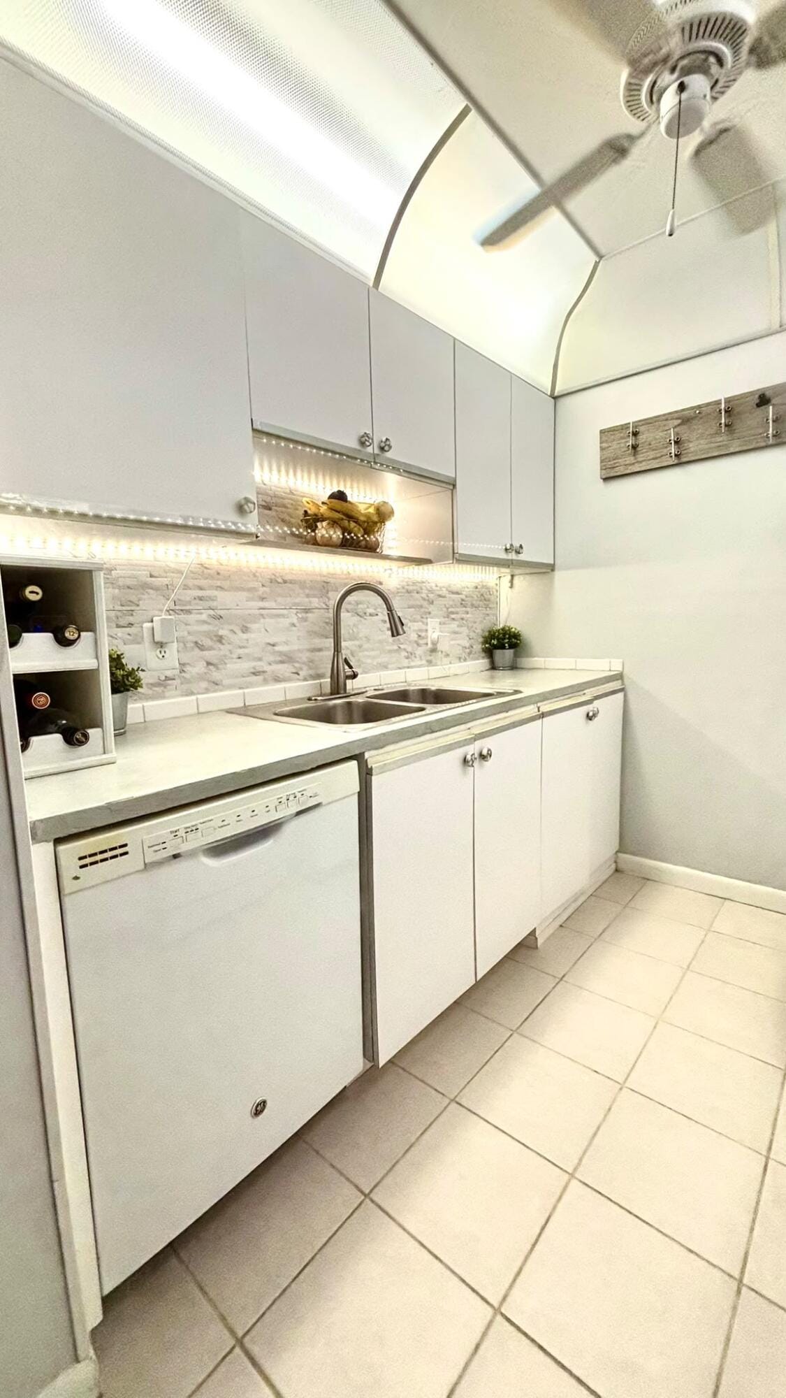 2 NEWPORT A Drive 2, Deerfield Beach, FL 33442 photo 1