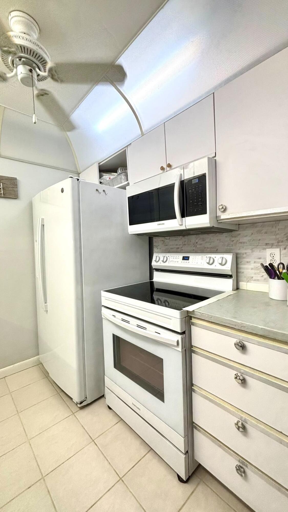 2 NEWPORT A Drive 2, Deerfield Beach, FL 33442 photo 3