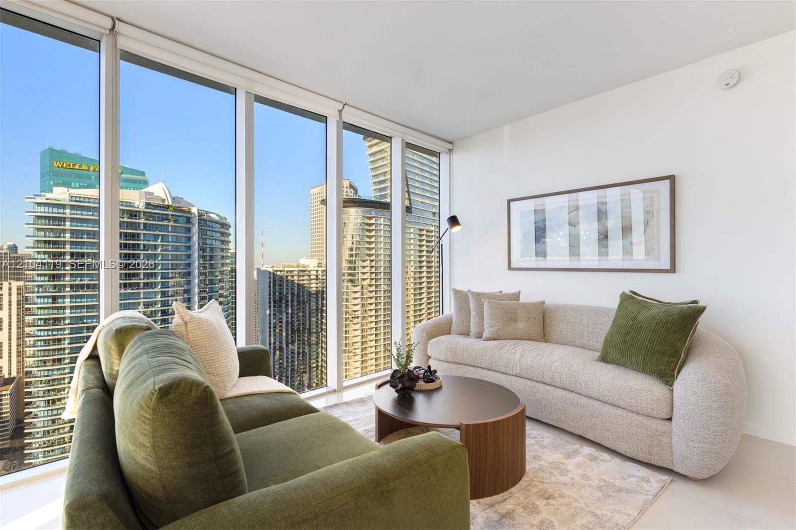 485 Brickell Avenue 4804 — photo 2