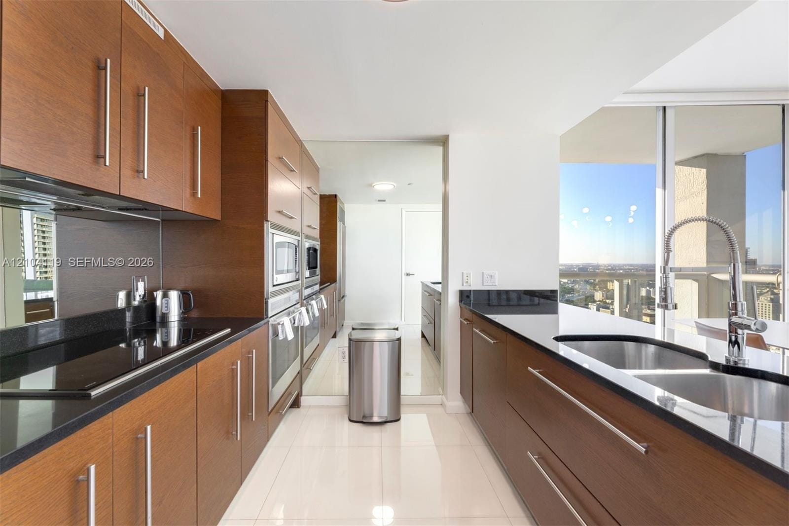 485 Brickell Avenue 4804, Miami, FL 33131 photo 14