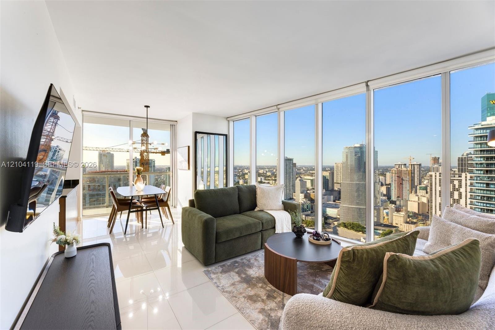 485 Brickell Avenue 4804 — photo 3