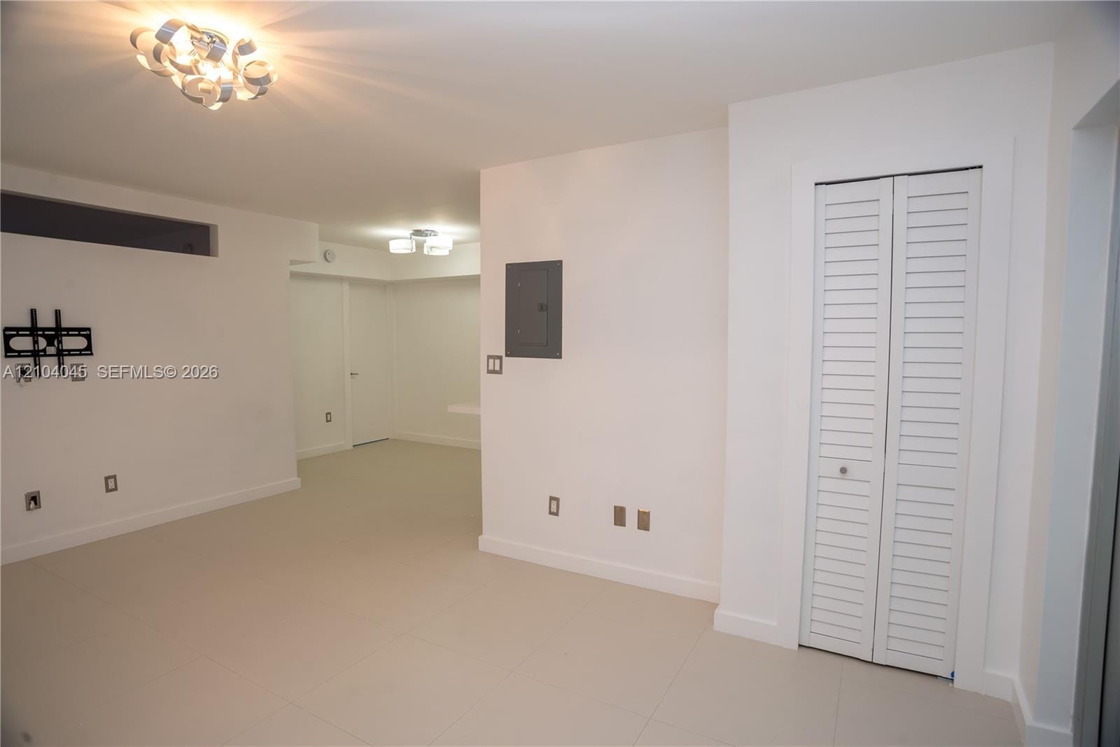 3755 NE 167th Street 8 — photo 5