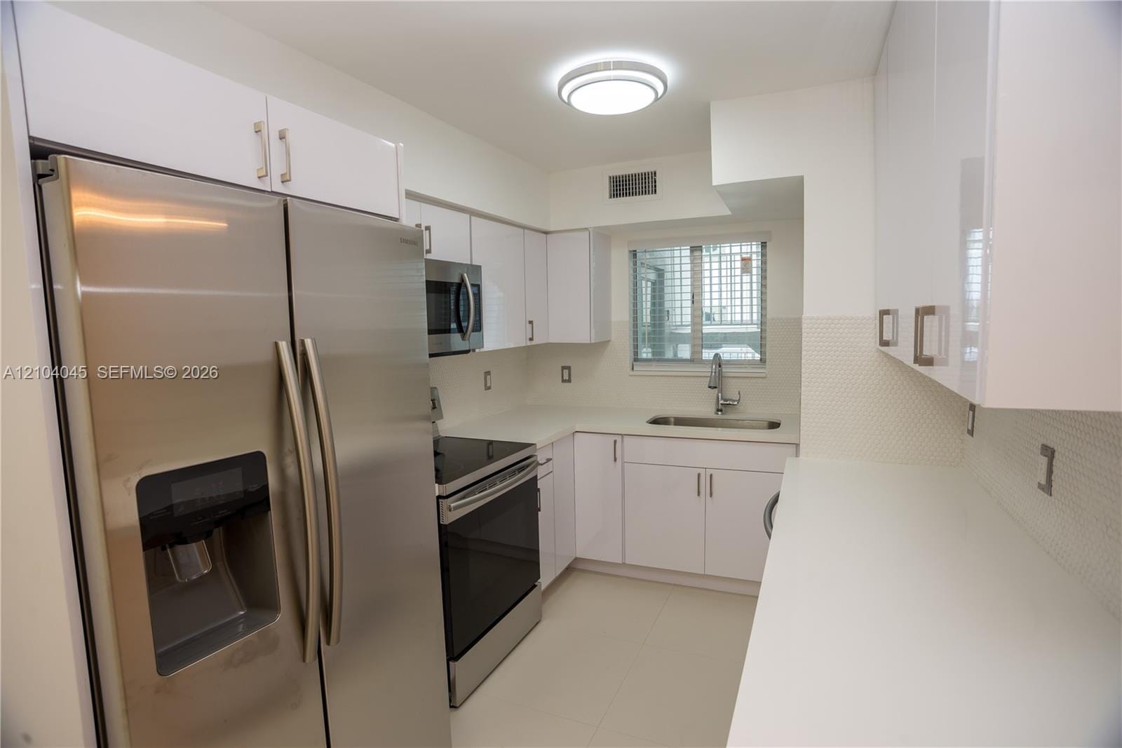 3755 NE 167th Street 8 — photo 7