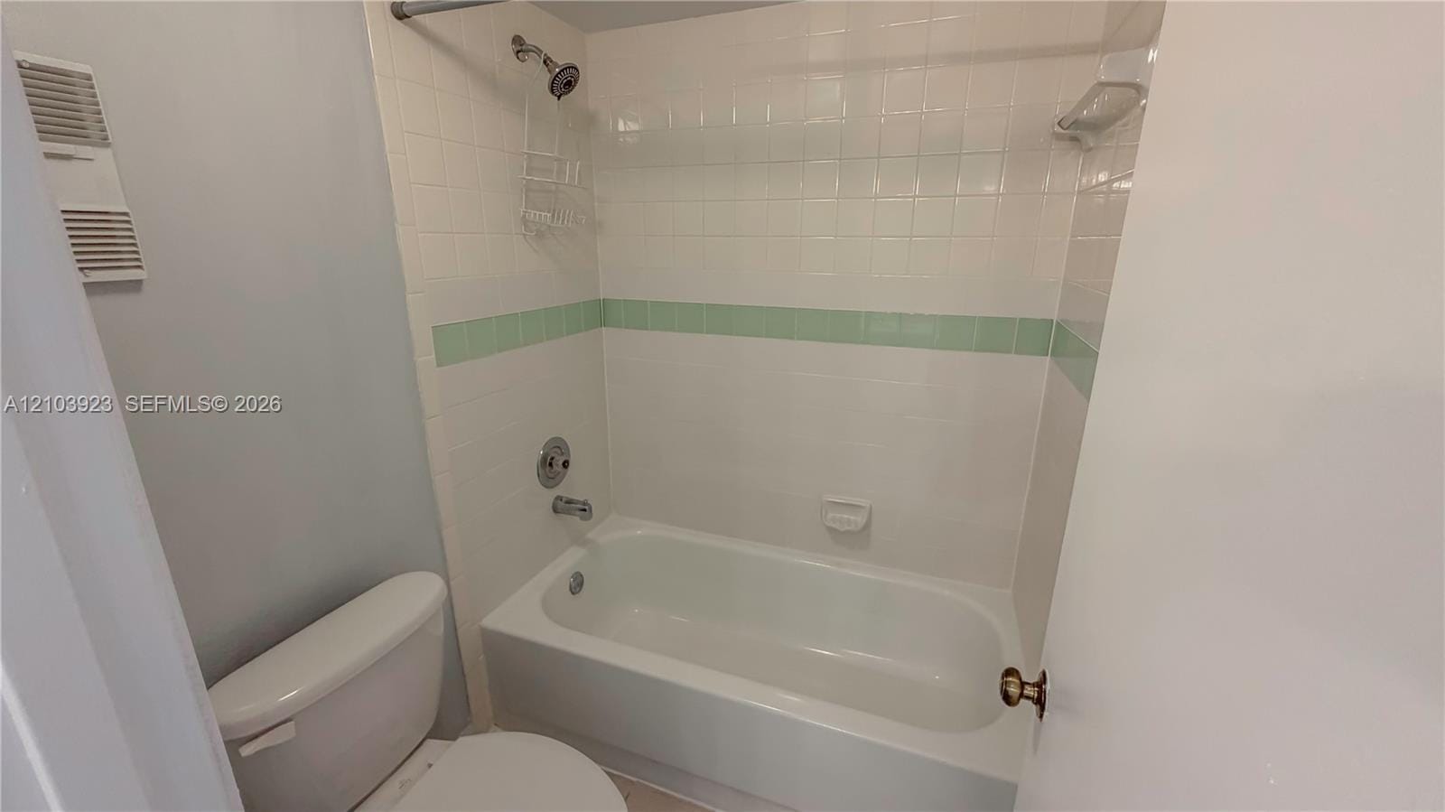 905 NE 209th Street 104-30, Miami, FL 33179 photo 15