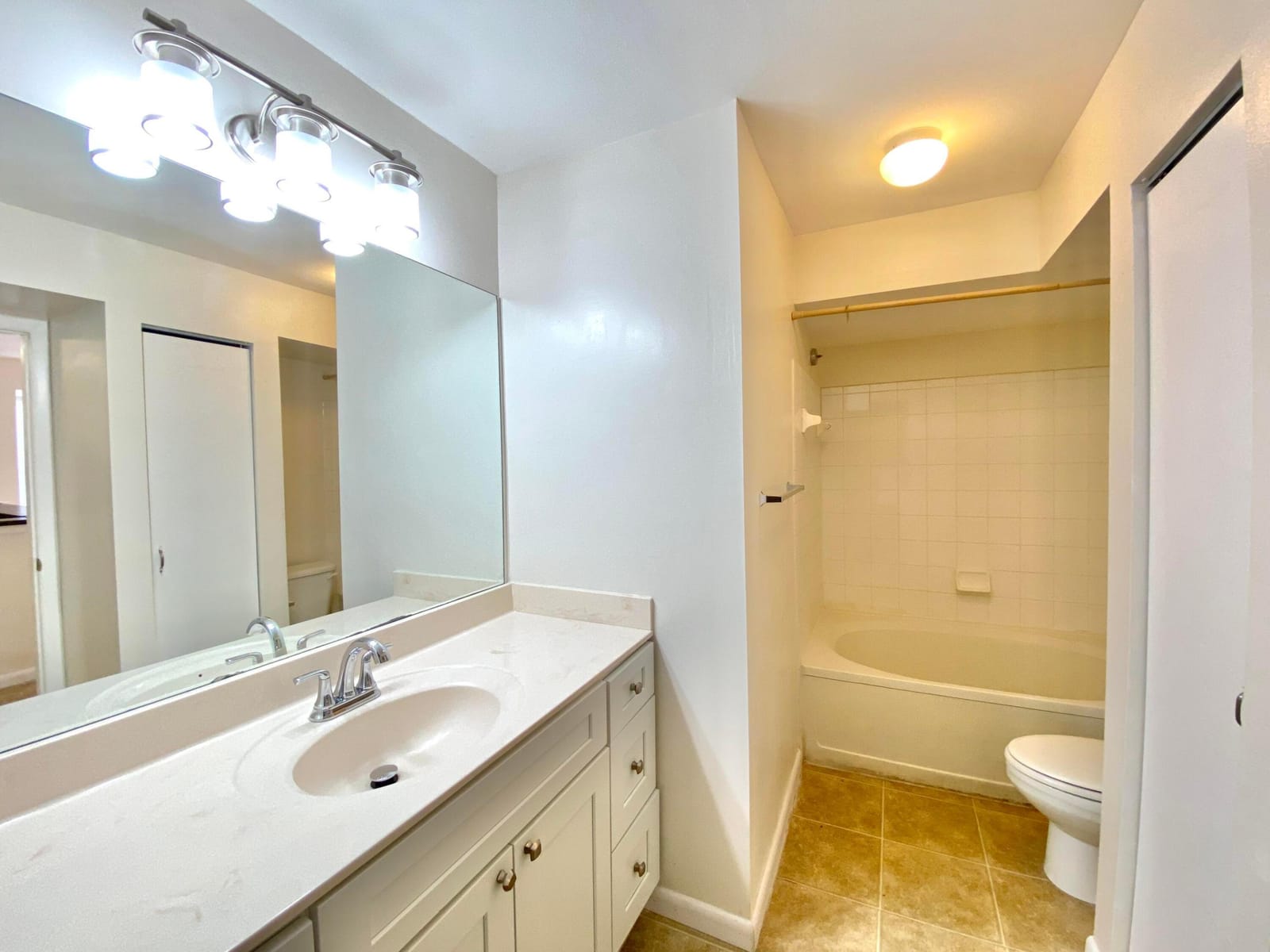 4839 Via Palm Lakes 1108 — photo 11