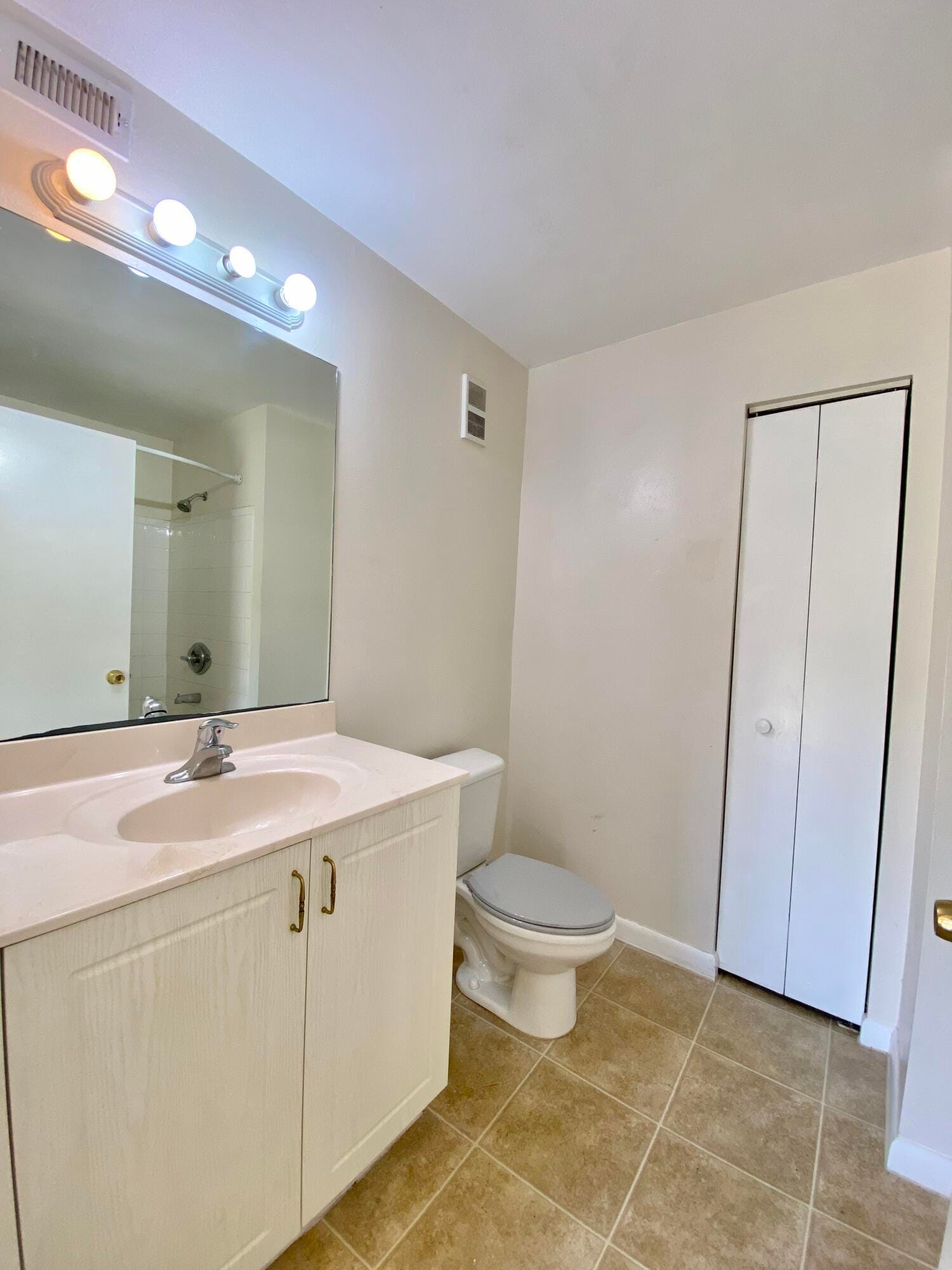 4839 Via Palm Lakes 1108 — photo 9