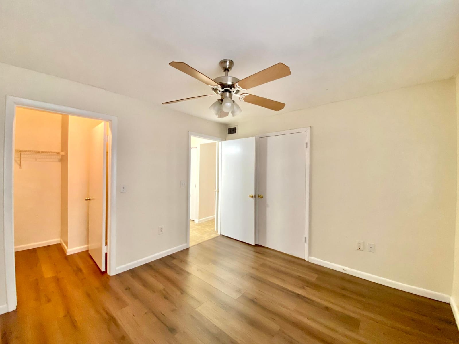 4839 Via Palm Lakes 1108 — photo 10