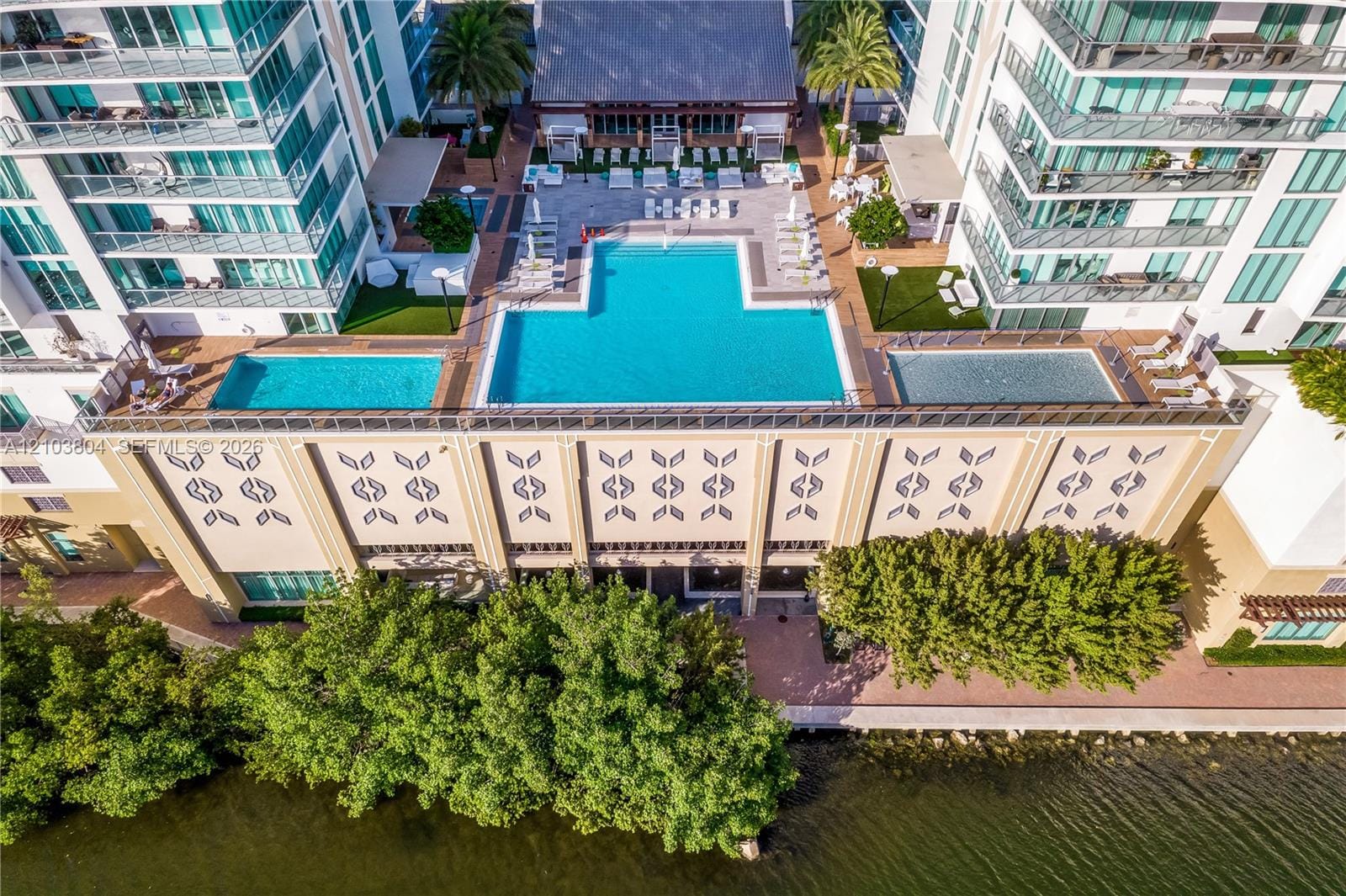 330 Sunny Isles Boulevard 5-2403 — photo 9