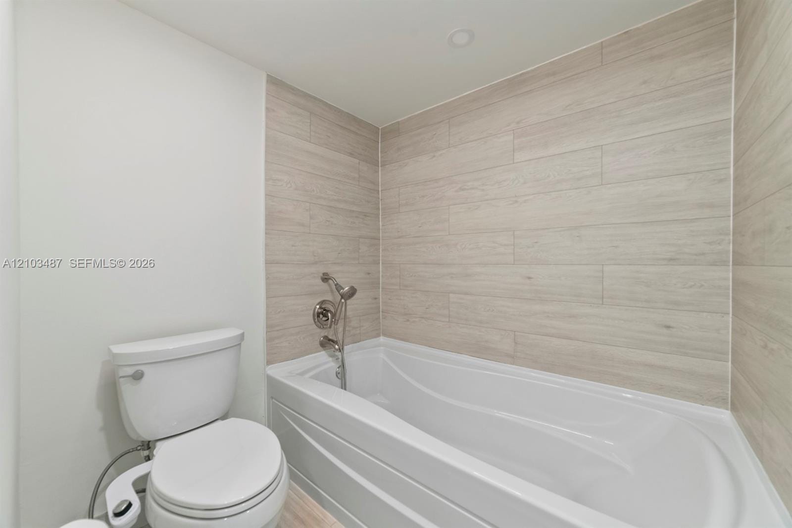 5850 Camino Del Sol 206, Boca Raton, FL 33433 photo 18