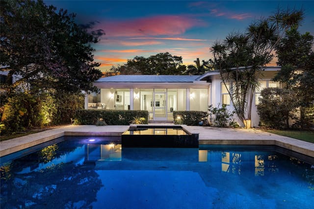 521 NE 8th Avenue, Fort Lauderdale, FL 33301