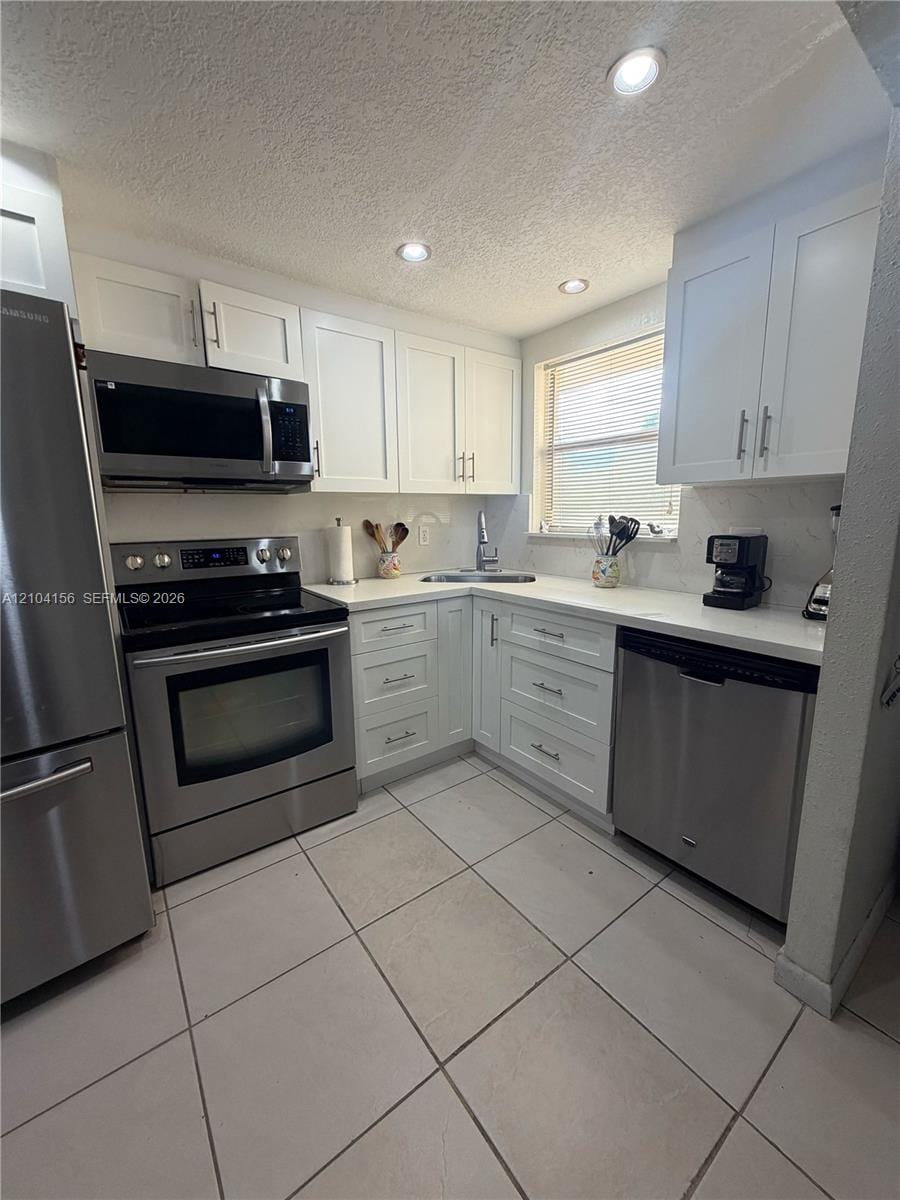 8880 Sunrise Lakes Boulevard 101, Sunrise, FL 33322 photo 13