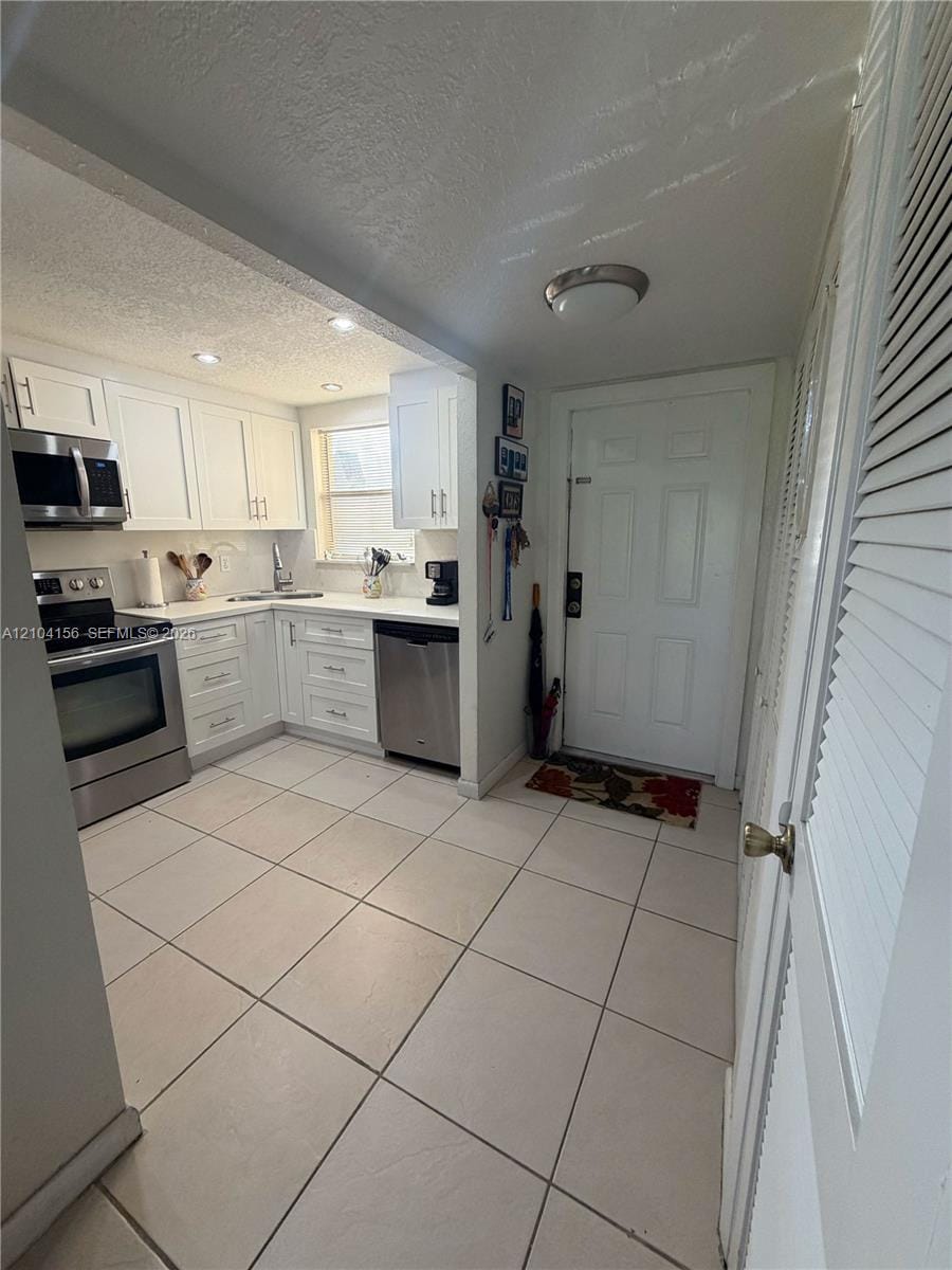 8880 Sunrise Lakes Boulevard 101, Sunrise, FL 33322 photo 4