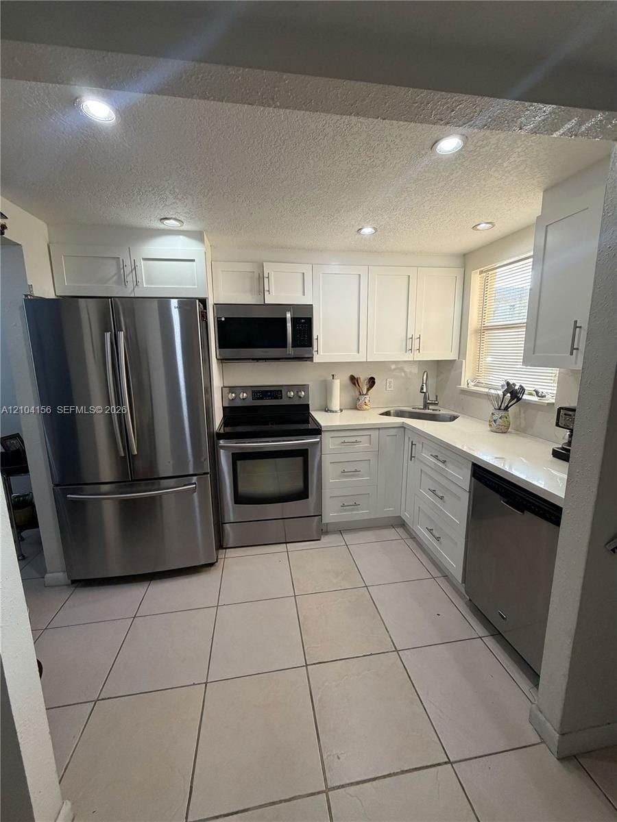 8880 Sunrise Lakes Boulevard 101, Sunrise, FL 33322 photo 5