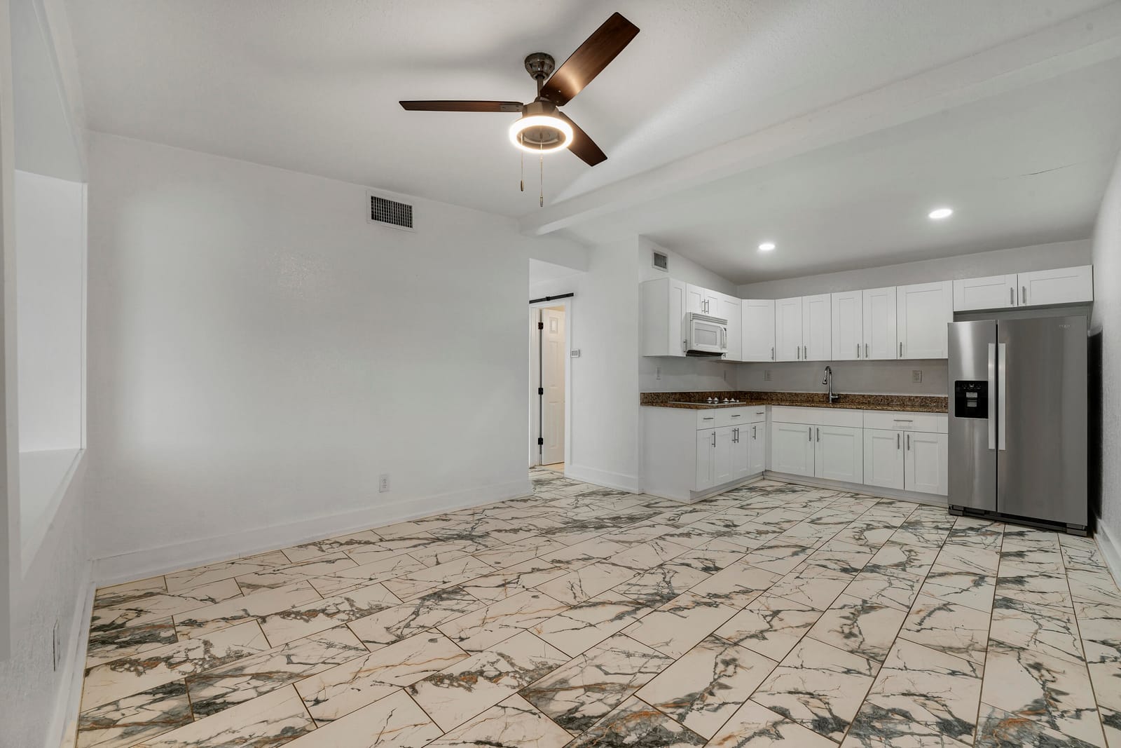130 PLUM TREE Drive — photo 6
