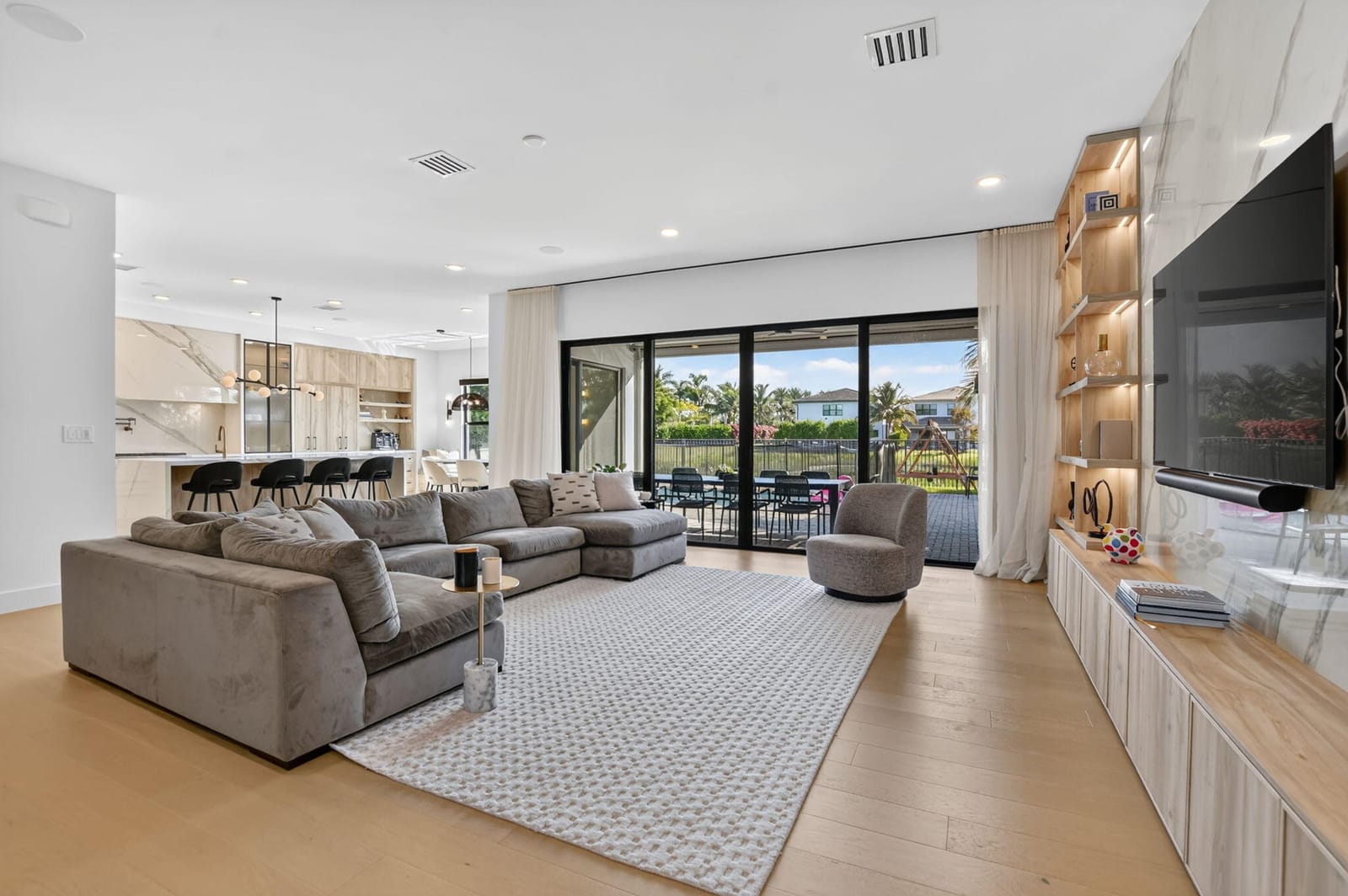 17258 PAGODA PALMS Drive — photo 6