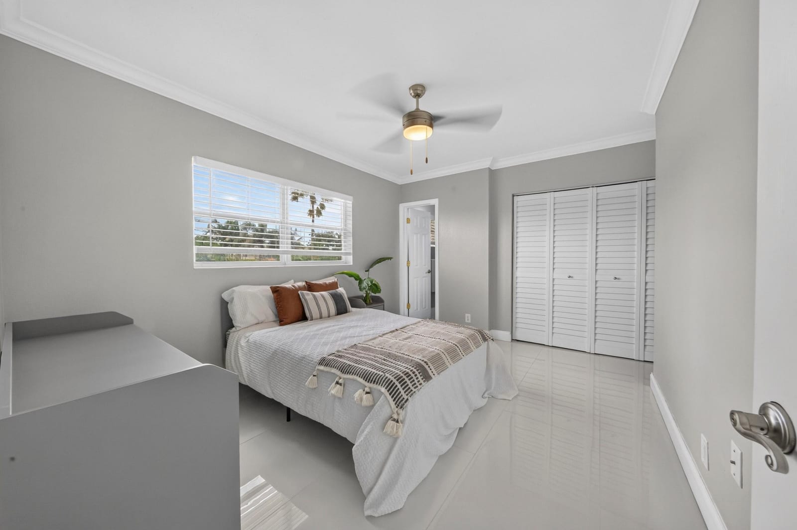 744 NE 14th Avenue 21, Fort Lauderdale, FL 33304 photo 19