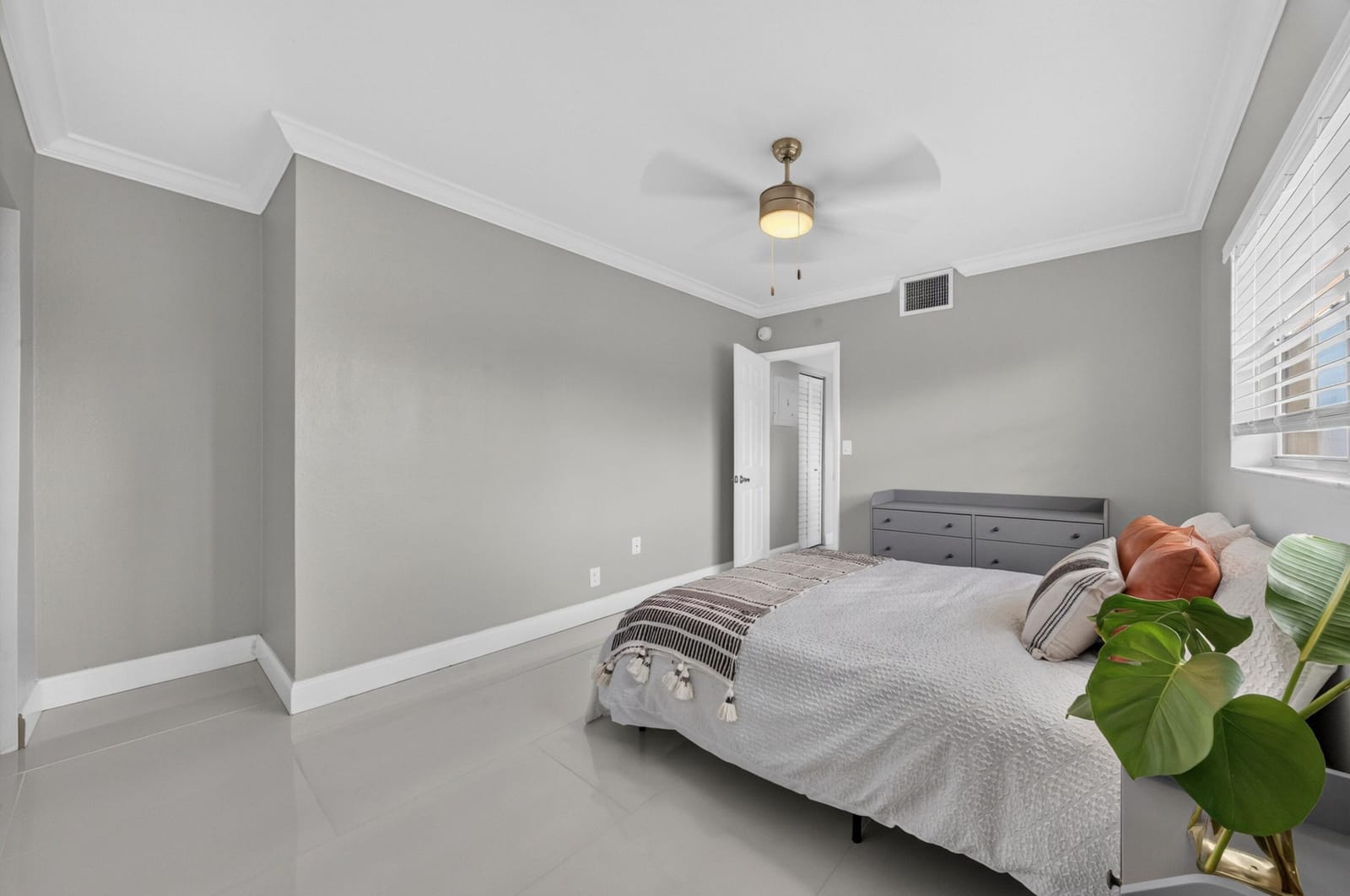 744 NE 14th Avenue 21, Fort Lauderdale, FL 33304 photo 21