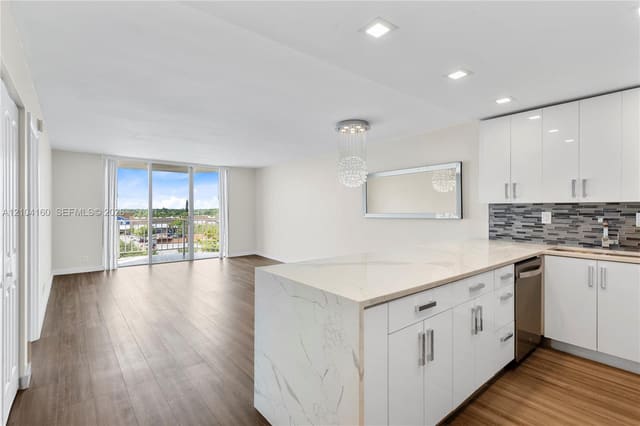 16710 NE 9th Avenue 608, North Miami Beach, FL 33162