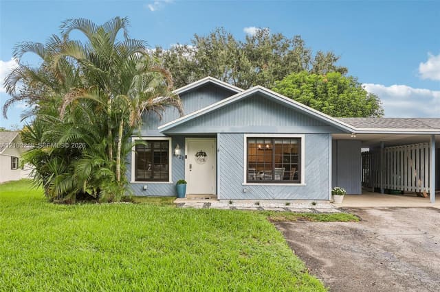 3721 W Valley Green Drive 48, Davie, FL 33328